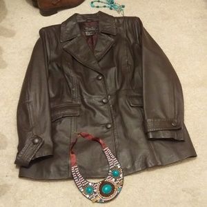 STYLISH 100% LEATHER JACKET SIZE 1X